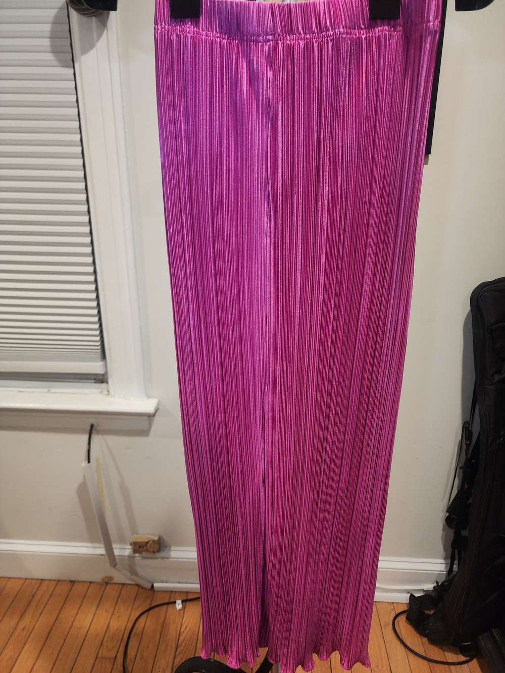 SHEIN Shimmery Magenta Pleated Skirt